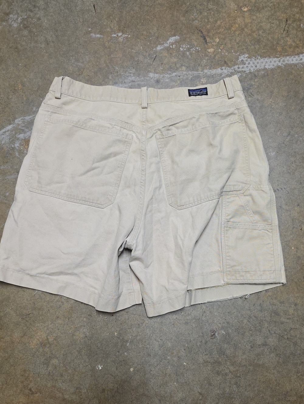 Patagonia Men’s Cargo Shorts — Cream Size 36